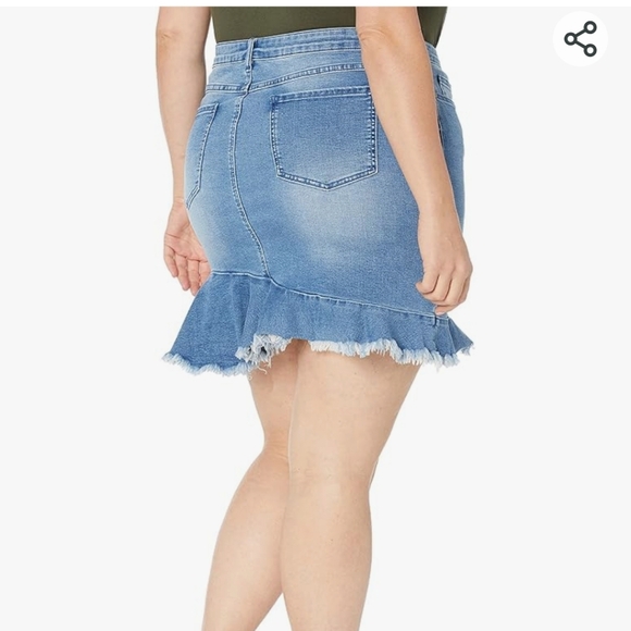 🆕️ [6] Tribal Jean  skirt - Picture 5 of 6